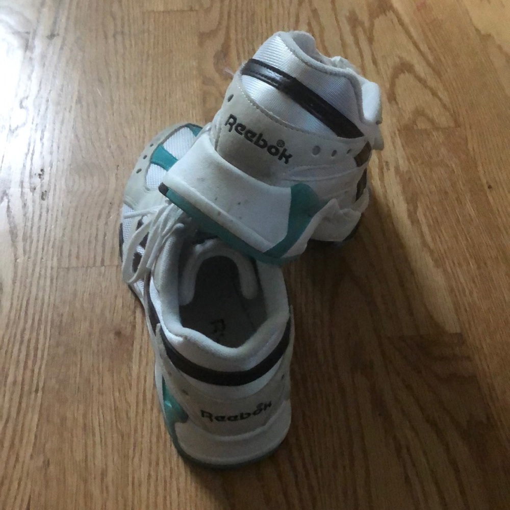 Aztrek Reebok Sneakers - Picture 5 of 5